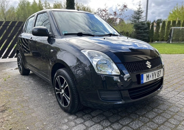 Suzuki Swift cena 17400 przebieg: 163000, rok produkcji 2010 z Starachowice małe 352